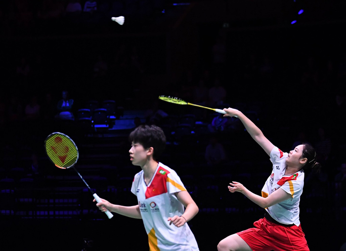 彼此信任的 彼此信任的