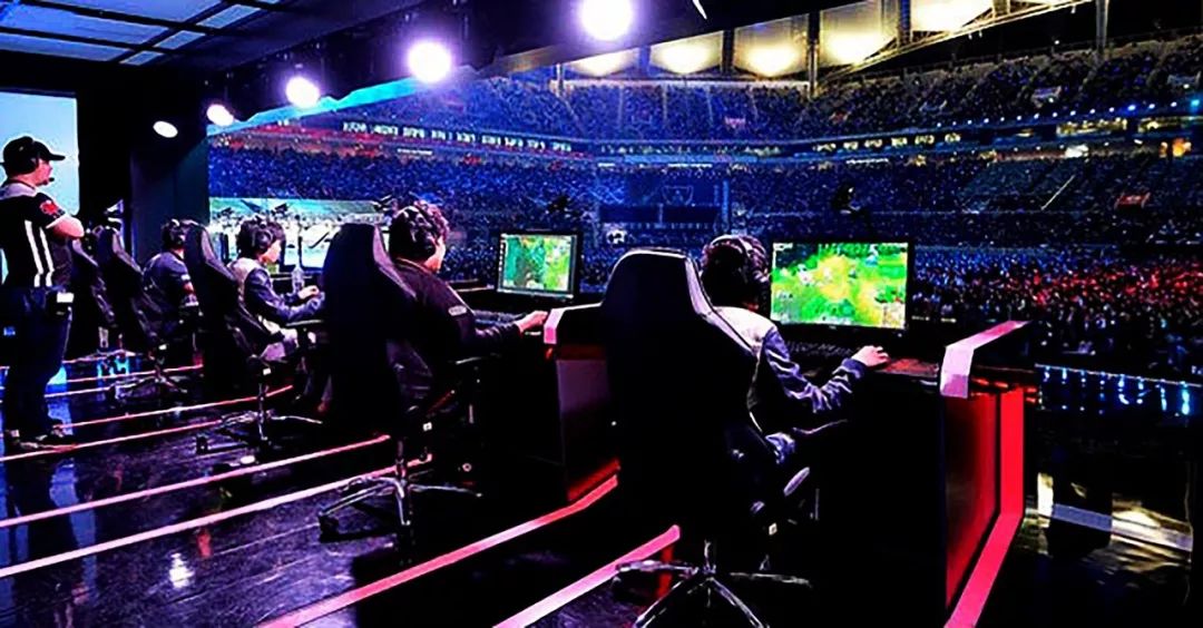 阵容依然具 阵容依然具