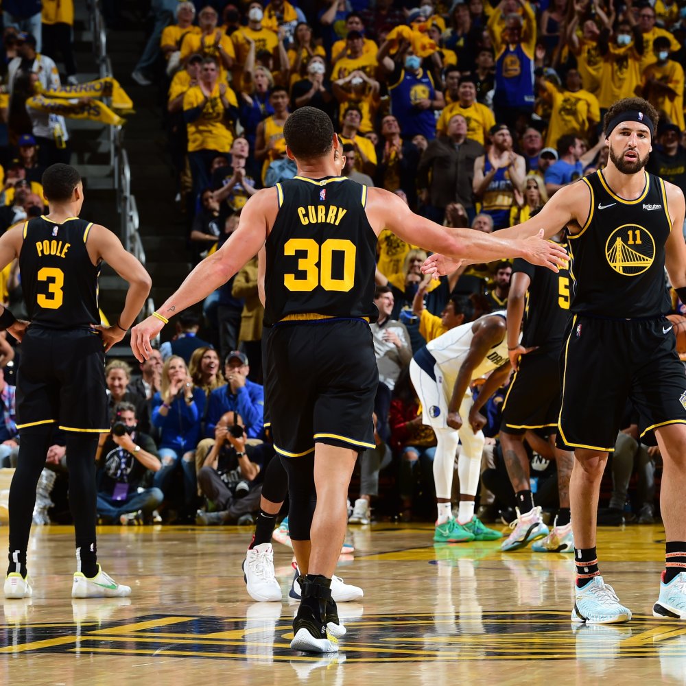 谁就更接近 谁就更接近