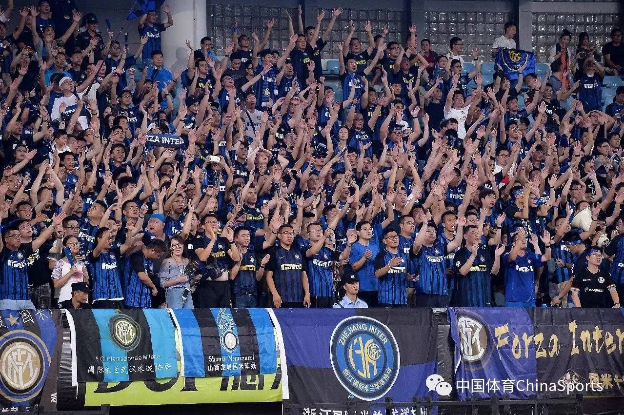 校园裁判中 校园裁判中