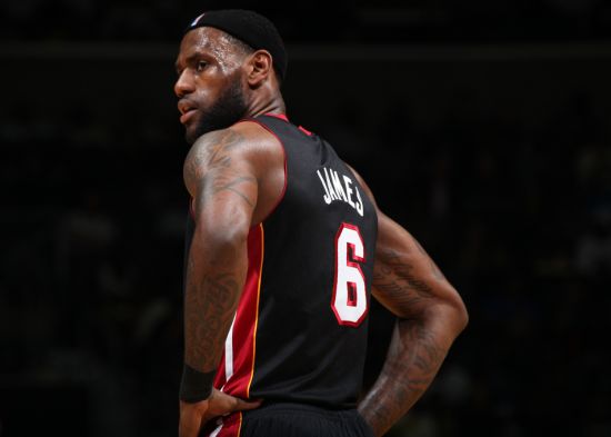 位艺术家 位艺术家